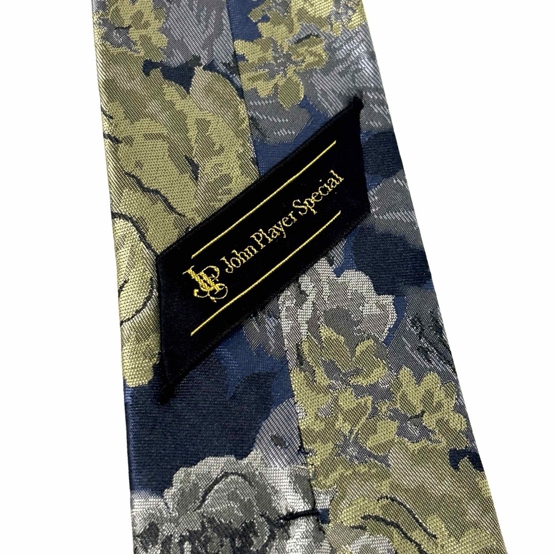 JPS(ジェーピーエス)の極美品✨ジョンプレイヤースペシャル  ネクタイ  光沢  花柄  お洒落✨ メンズのファッション小物(ネクタイ)の商品写真