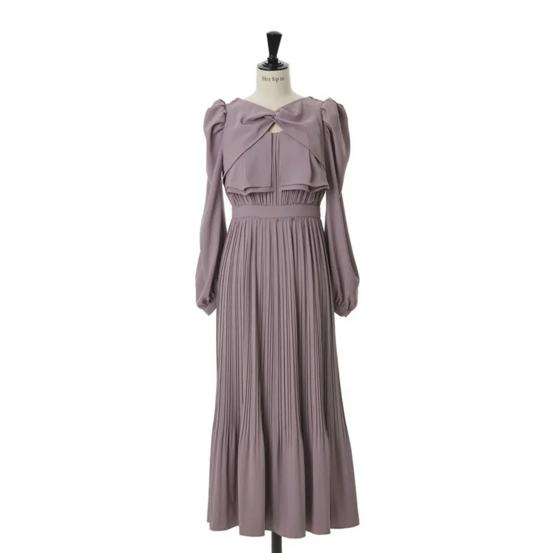 her lip to La Rochelle Pleated Dress