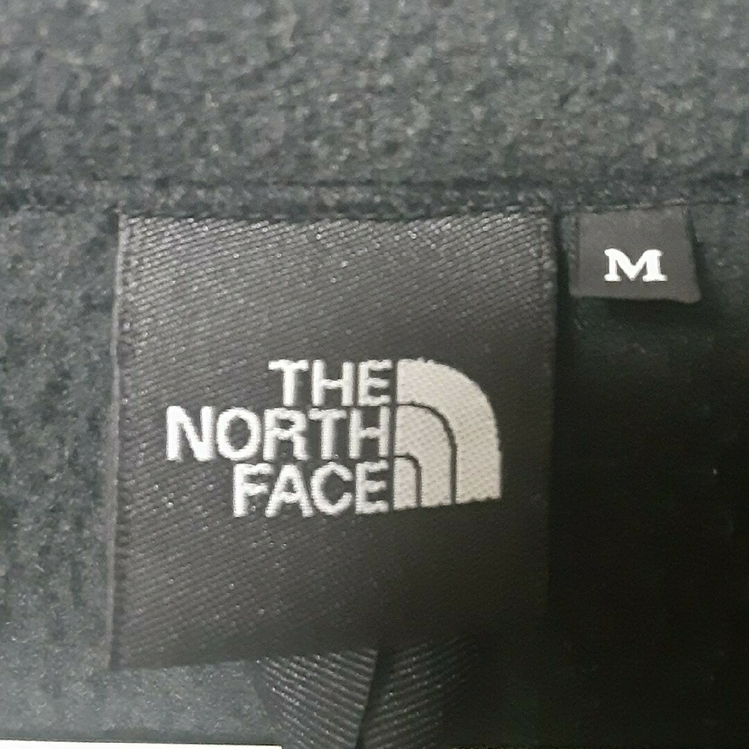 THE NORTH FACE(ザノースフェイス)のCAROL様専用　 THE NORTH FACE　デナリフーディー メンズのジャケット/アウター(その他)の商品写真