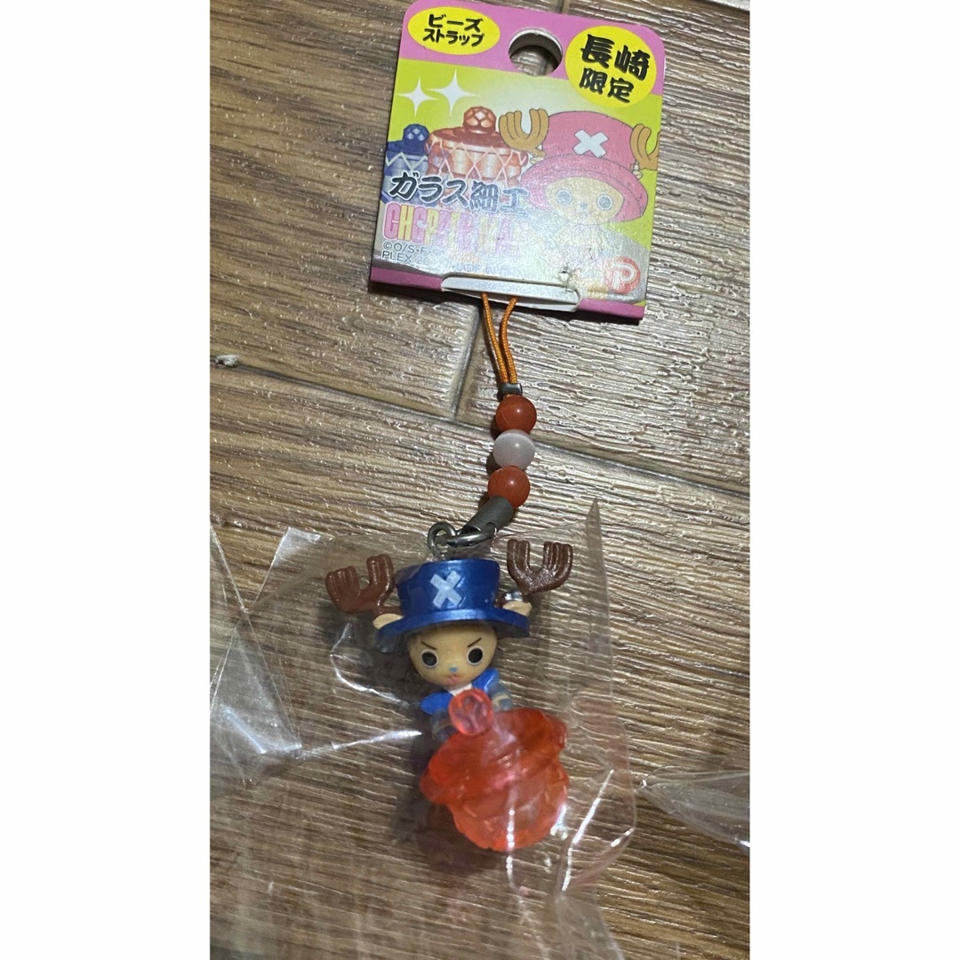 ONE PIECE(ワンピース)のご当地チョッパー　ガラス細工 エンタメ/ホビーのアニメグッズ(ストラップ)の商品写真