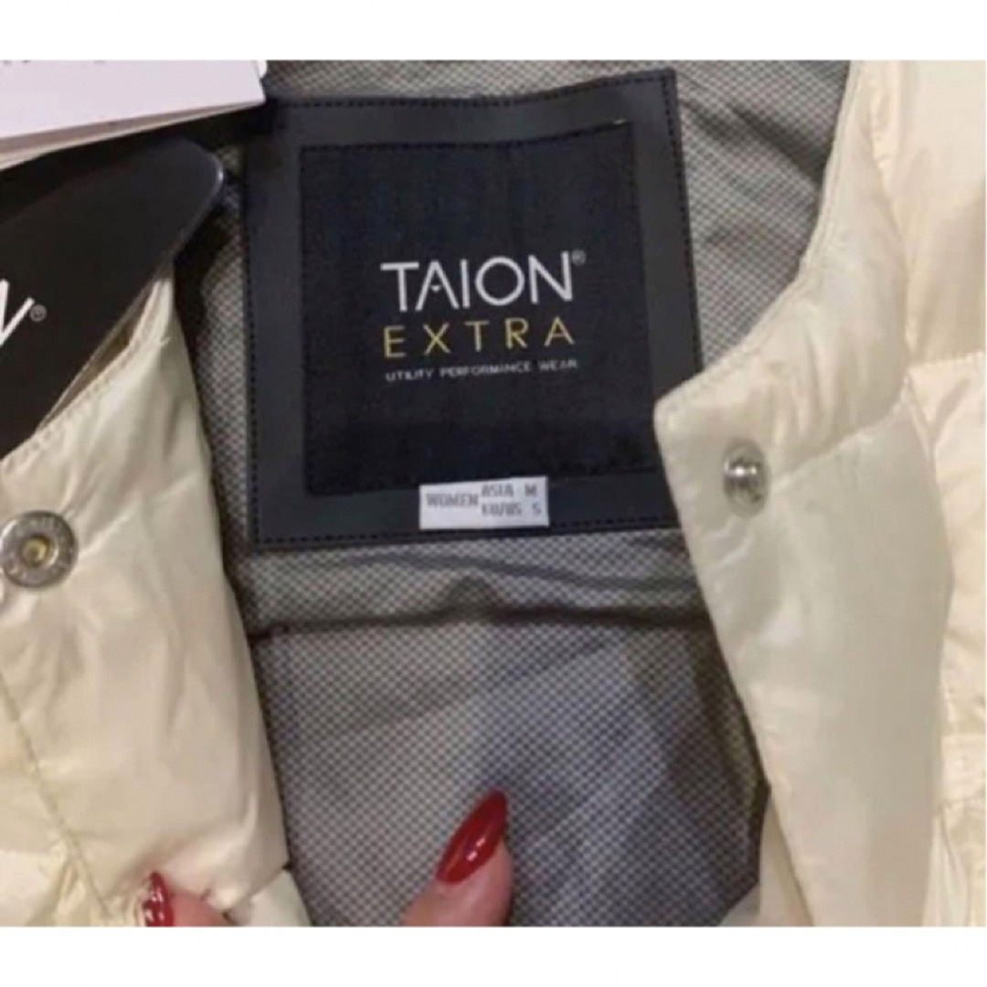 TAION(タイオン)の美品❣️EXTRA裾ファー付きダウンTAION EXTRA レディースのジャケット/アウター(ダウンジャケット)の商品写真