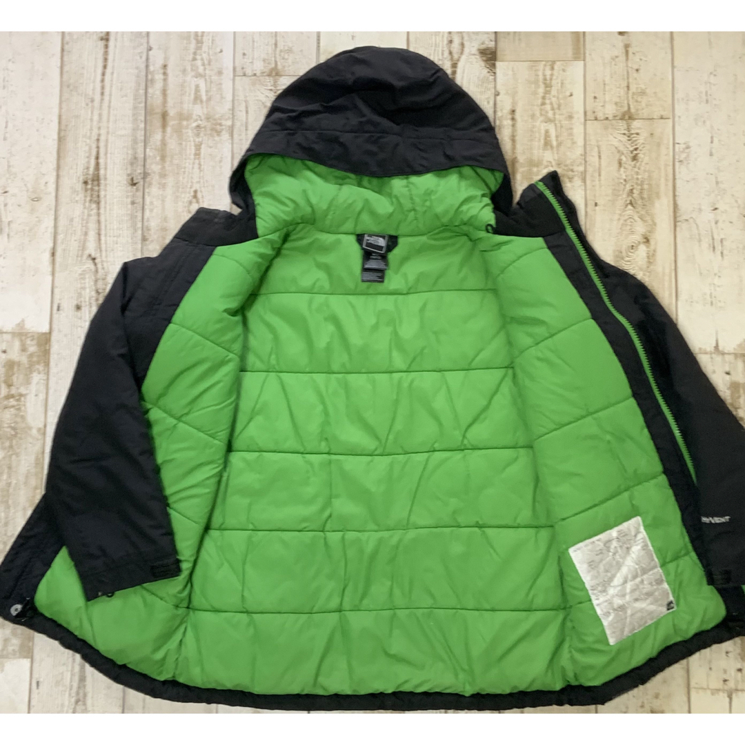 THE NORTH FACE(ザノースフェイス)のTHE NORTH FACE 140 キッズ/ベビー/マタニティのキッズ服男の子用(90cm~)(ジャケット/上着)の商品写真