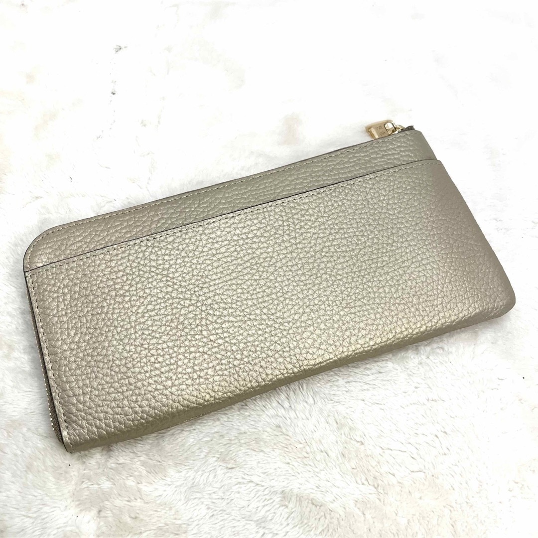 PELLE BORSA(ペレボルサ)の未使用　ペレボルサ　PELLEBORSA L字ファスナー　スリム　長財布 レディースのファッション小物(財布)の商品写真