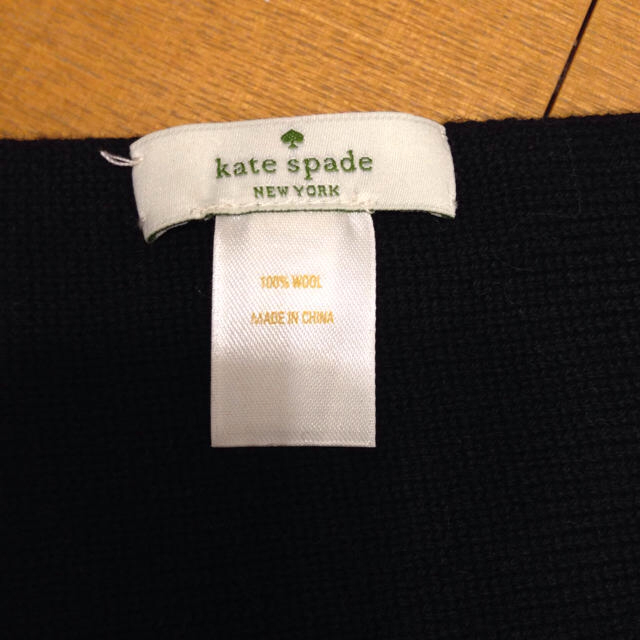 kate spade new york(ケイトスペードニューヨーク)のKate spadeリボンニットマフラー レディースのファッション小物(マフラー/ショール)の商品写真