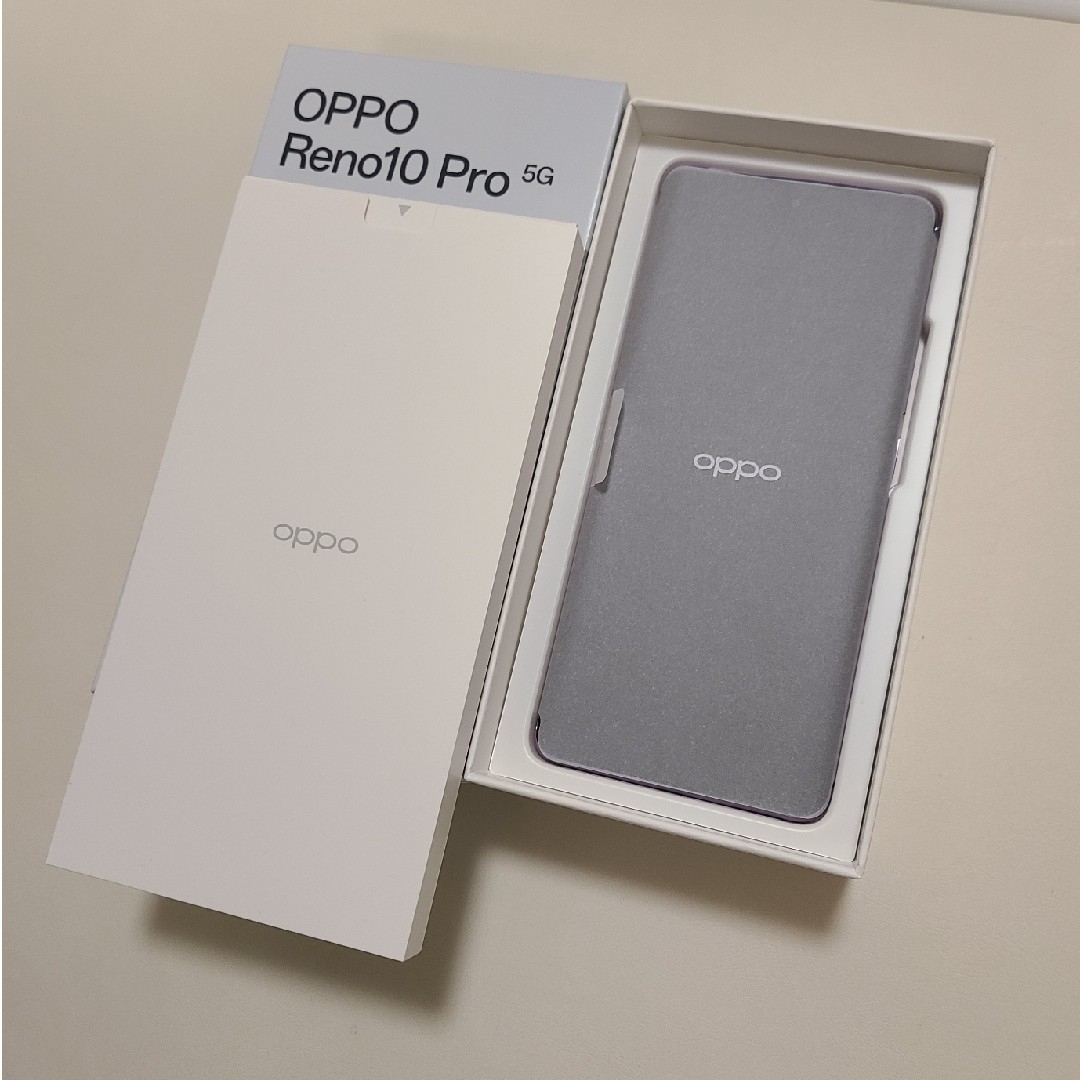 OPPO(オッポ)の【新品未使用】Oppo Reno10 Pro5G A3020Pグロッシーパープル スマホ/家電/カメラのスマートフォン/携帯電話(スマートフォン本体)の商品写真