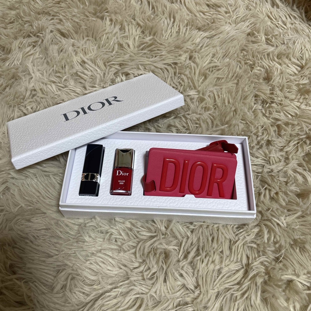 Dior(ディオール)のディオールノベルティ　トラベルセット エンタメ/ホビーのコレクション(ノベルティグッズ)の商品写真