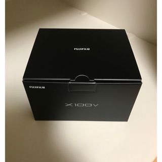 フジフイルム(富士フイルム)の新品未開封　x100v ブラック(コンパクトデジタルカメラ)