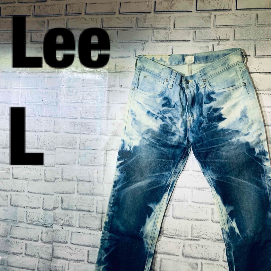 ジーパン【Lee】一点物のケミカルウォッシュ　新品　ジーパン　ジーンズ　デニム　パンツ