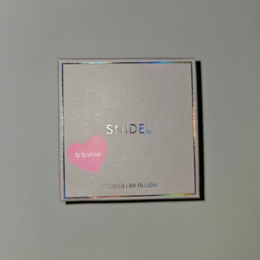 SNIDEL(スナイデル)の新品未開封 SNIDEL BEAUTY スキン グロウ ブラッシュ EX01 コスメ/美容のベースメイク/化粧品(チーク)の商品写真