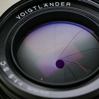 コシナ(COSINA)のVoigtlander HELIAR classic 50mm F1.5 VM(レンズ(単焦点))