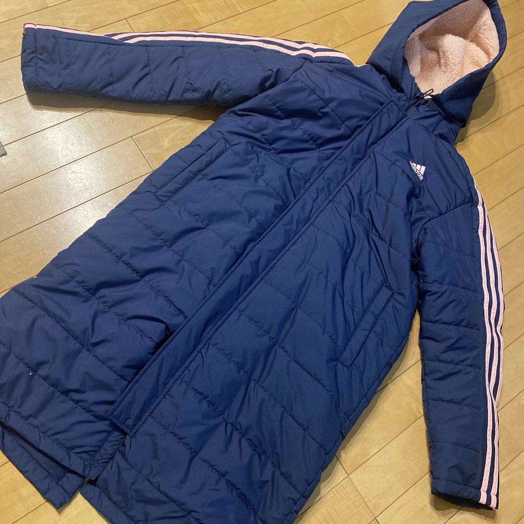 adidas(アディダス)のadidasベンチコート160フード付 キッズ/ベビー/マタニティのキッズ服女の子用(90cm~)(コート)の商品写真