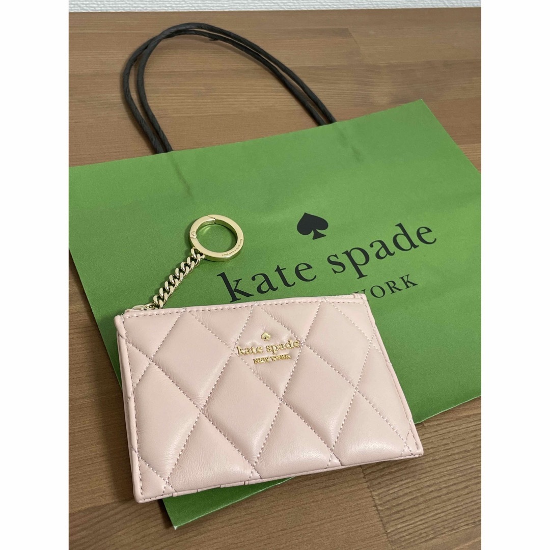 【新品・正規品】 Kate spade カードケース レザー キルティングファッション小物