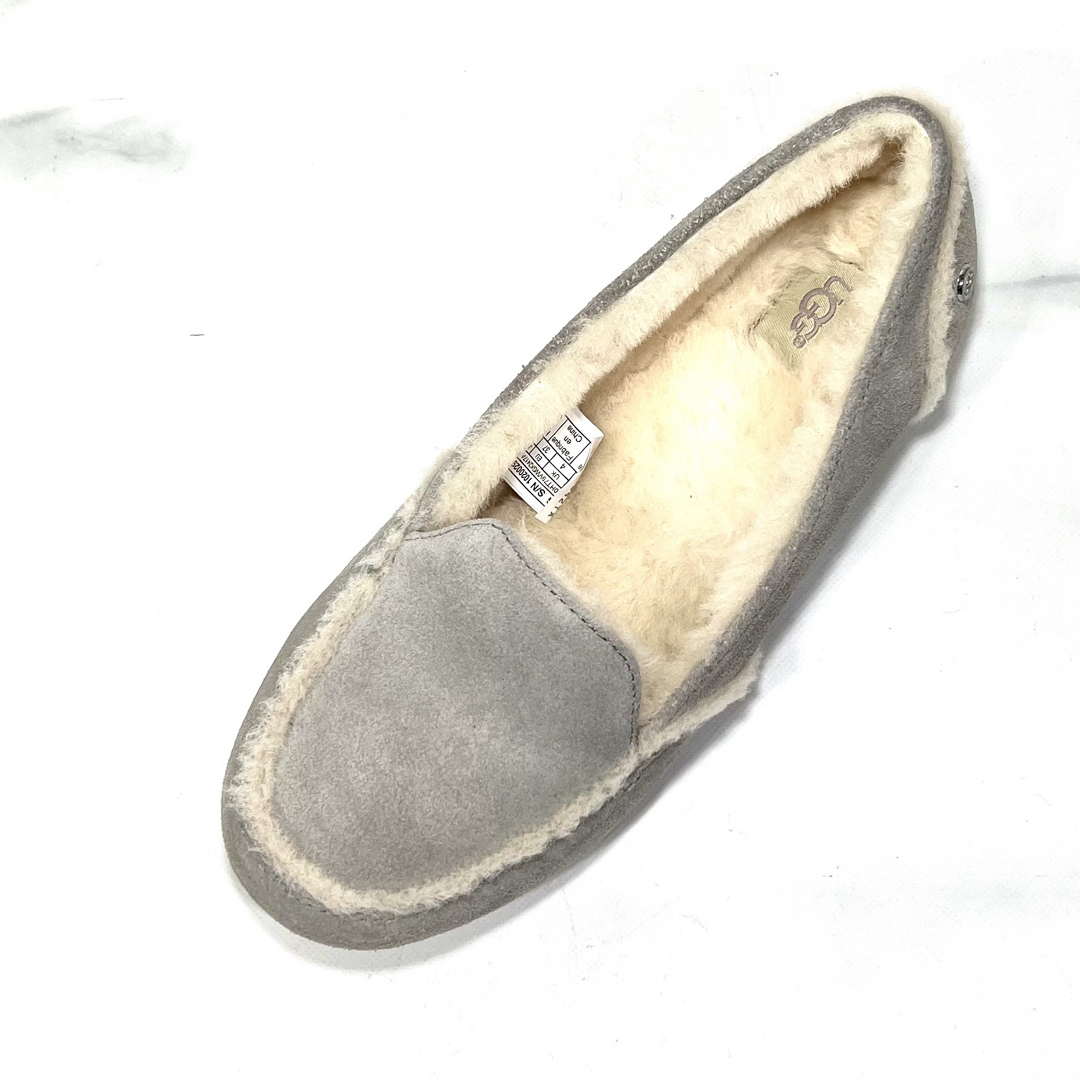 新品本物 【美品】UGG HAILEY ヘイリー スリッポン モカシン グレー