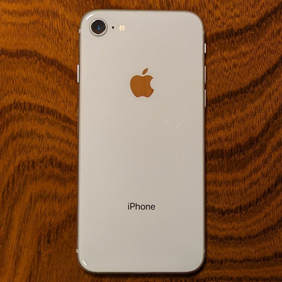 iPhone8 256GB シルバー