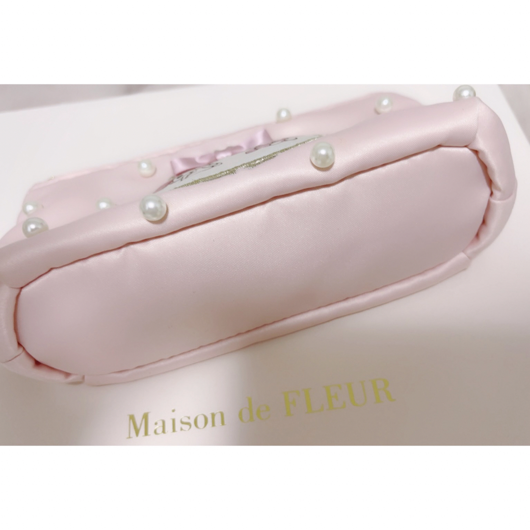 Maison de FLEUR(メゾンドフルール)のMaison de FLEUR ピンクポーチ マイメロディ マイスウィートピアノ レディースのファッション小物(ポーチ)の商品写真