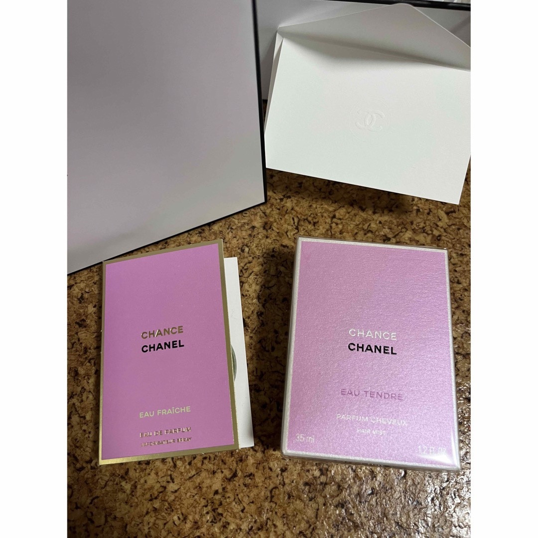 CHANEL(シャネル)のCHANEL 新品　ヘアミスト　ミニサンプル付　オータンドゥル 35ml コスメ/美容のヘアケア/スタイリング(ヘアウォーター/ヘアミスト)の商品写真