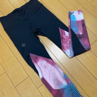 アンダーアーマー(UNDER ARMOUR)の美品✴︎under armorレギンス(トレーニング用品)