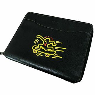 COACH × Keith Haring クラッチバッグ