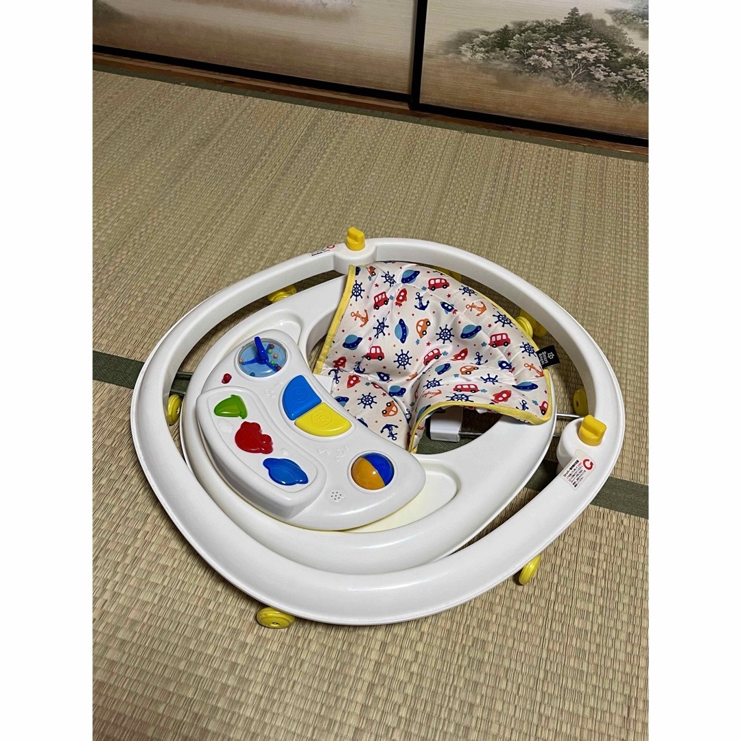 西松屋(ニシマツヤ)のGウォーカーデラックス（歩行器） キッズ/ベビー/マタニティの外出/移動用品(歩行器)の商品写真