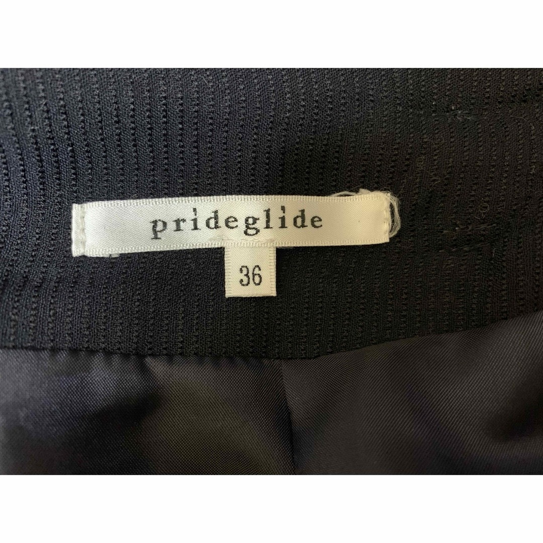 prideglide(プライドグライド)のプライドグライド　紺色スカート　ベルト付き レディースのスカート(ひざ丈スカート)の商品写真