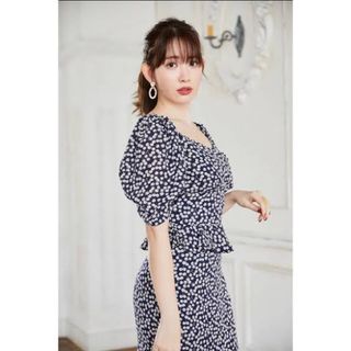 Her lip to - 【⭐︎様専用】Gentiana Print Frill Set Upの通販 by は