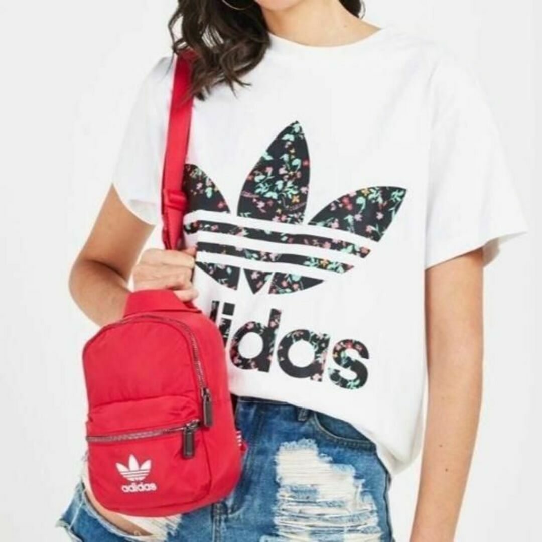 adidas(アディダス)の(新品) adidas Originals　カバン　　 レディースのバッグ(リュック/バックパック)の商品写真