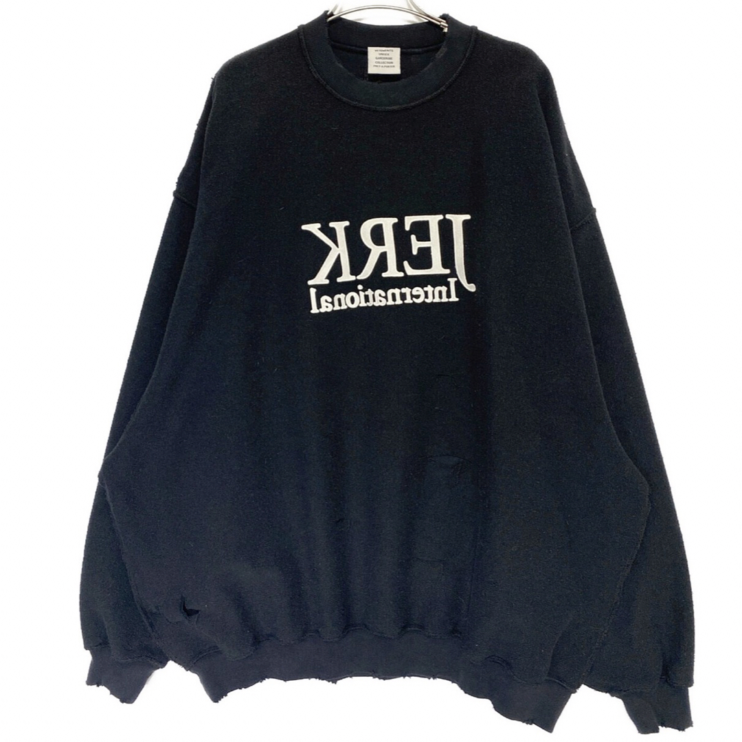 VETEMENTS(ヴェトモン)の【最終値下げ】ヴェトモン DESTROYED JERK SWEATSHIRT メンズのトップス(スウェット)の商品写真