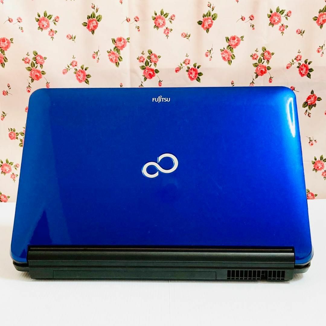 富士通 - 希少な青✨すぐ使えるノートパソコン✨Core i7✨SSD✨カメラ