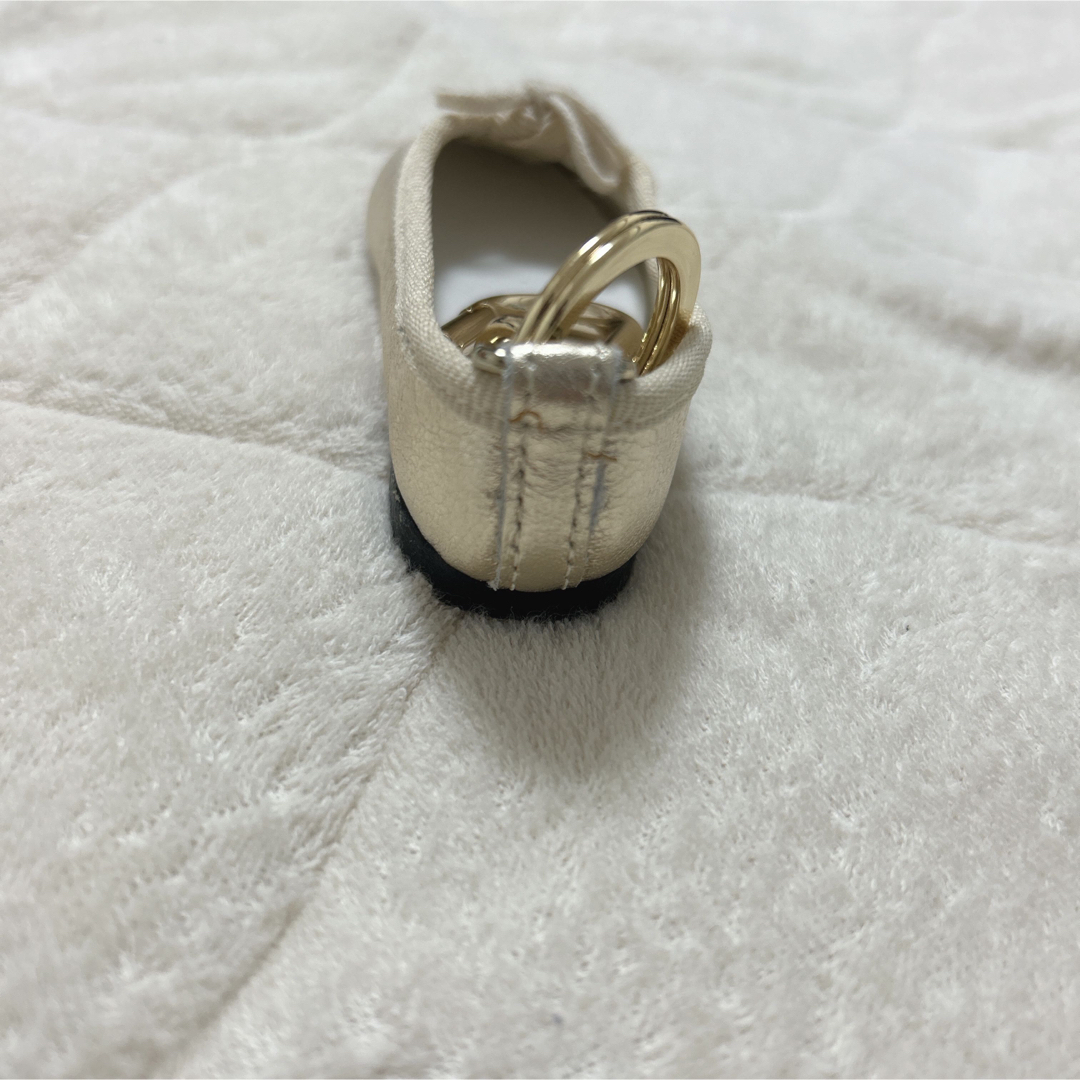 repetto(レペット)のレペット　repetto バレエシューズキーホルダー　ゴールド レディースのファッション小物(キーホルダー)の商品写真