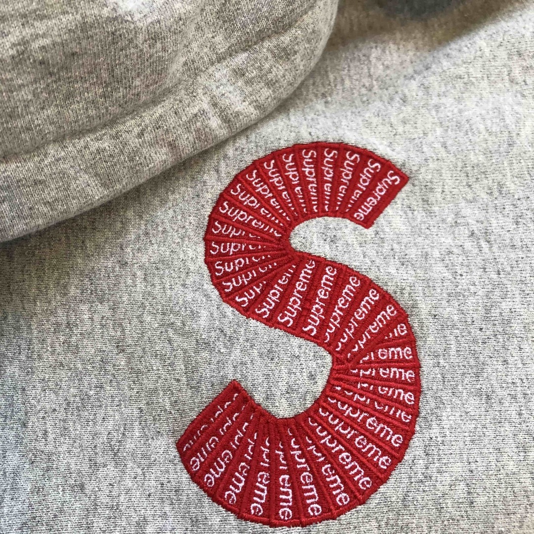supreme パーカー Hooded s logo グレー supreme パーカー Hooded s logo グレー