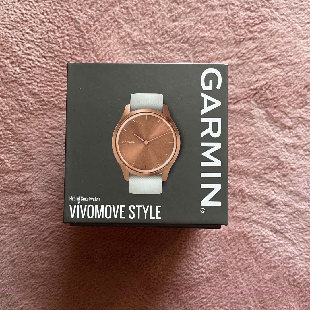 GARMIN(ガーミン)の【美品】GARMIN ガーミン　vivomove Style White レディースのファッション小物(腕時計)の商品写真