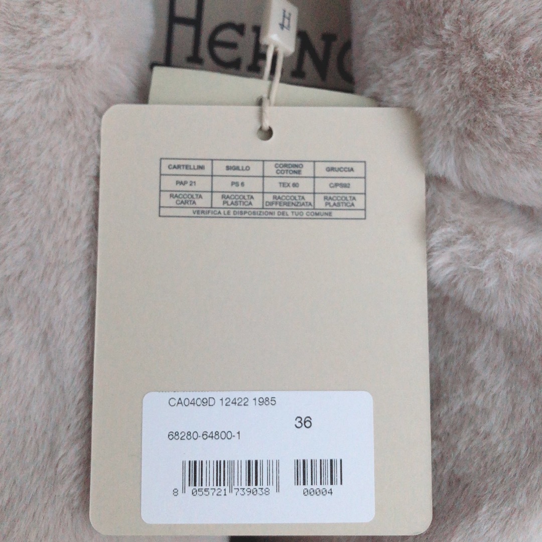 HERNO(ヘルノ)の*雑誌掲載*HERNO ヘルノ エコファー フェイクファー ロブ コート 36 レディースのジャケット/アウター(毛皮/ファーコート)の商品写真