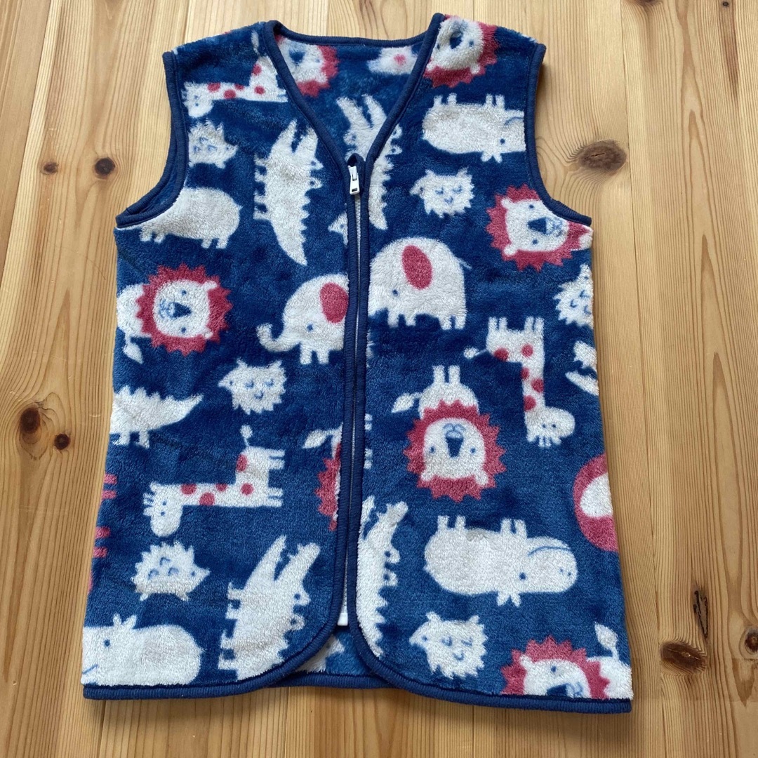 西松屋(ニシマツヤ)のフリーススリーパー キッズ/ベビー/マタニティのキッズ服女の子用(90cm~)(パジャマ)の商品写真