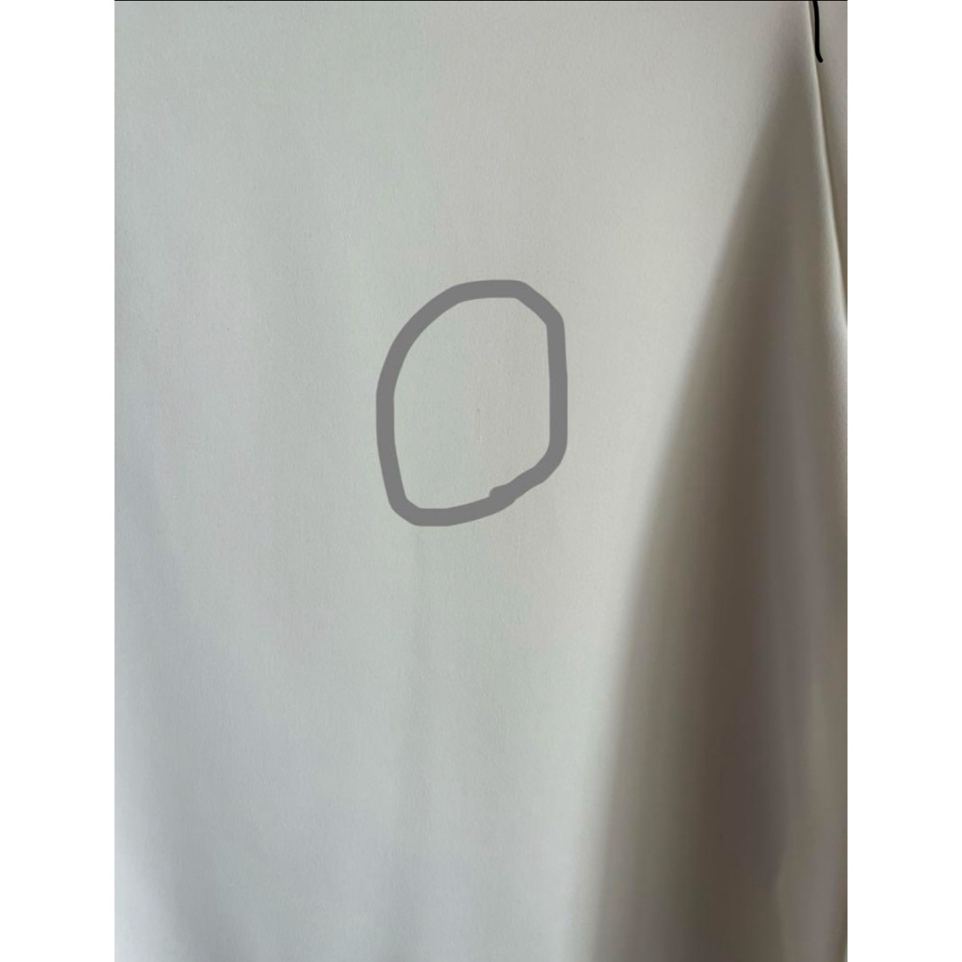 イネド　オフショル　白　裾結び　サイズ9 レディースのトップス(カットソー(長袖/七分))の商品写真