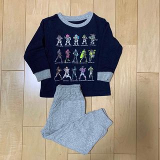 ユニクロ(UNIQLO)のパジャマ　キッズ　XS(パジャマ)