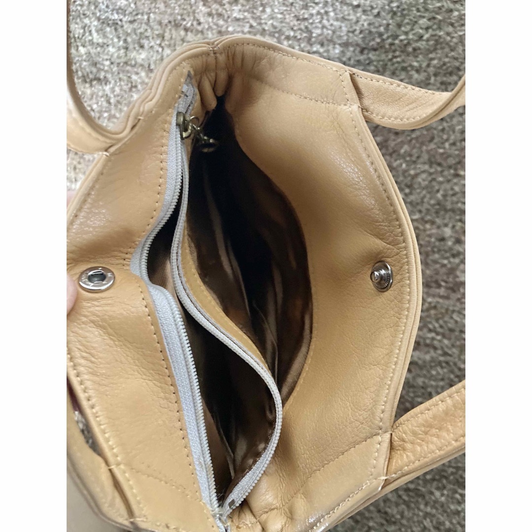 SALE激レア！ヴィンテージ✴︎良質レザーバッグ　キャメル レディースのバッグ(ハンドバッグ)の商品写真