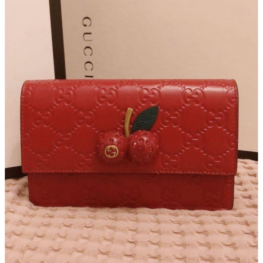 Gucci(グッチ)の☆極美品☆ GUCCI グッチ ショルダーバッグ ミニ チェリー 箱付き レディースのバッグ(ショルダーバッグ)の商品写真
