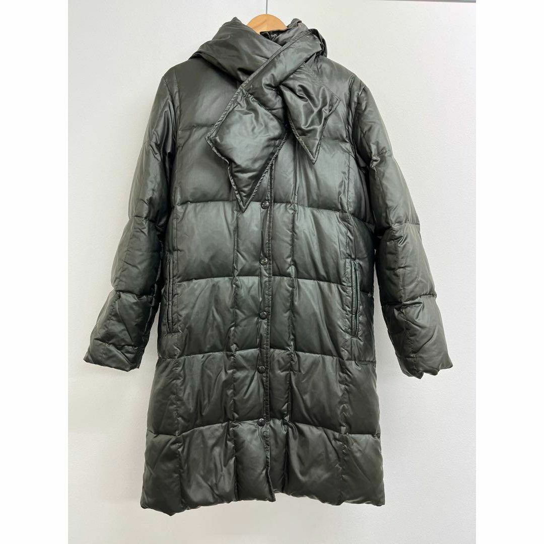 Max Mara(マックスマーラ)のPENNY BLACK マフラー付き ダウンコート 1124 レディースのジャケット/アウター(ダウンコート)の商品写真