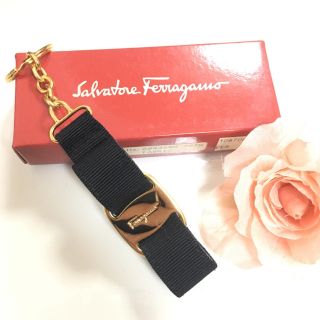 サルヴァトーレフェラガモ(Salvatore Ferragamo)のmary様💓【未使用＊正規品】フェラガモ キーホルダー(キーケース)