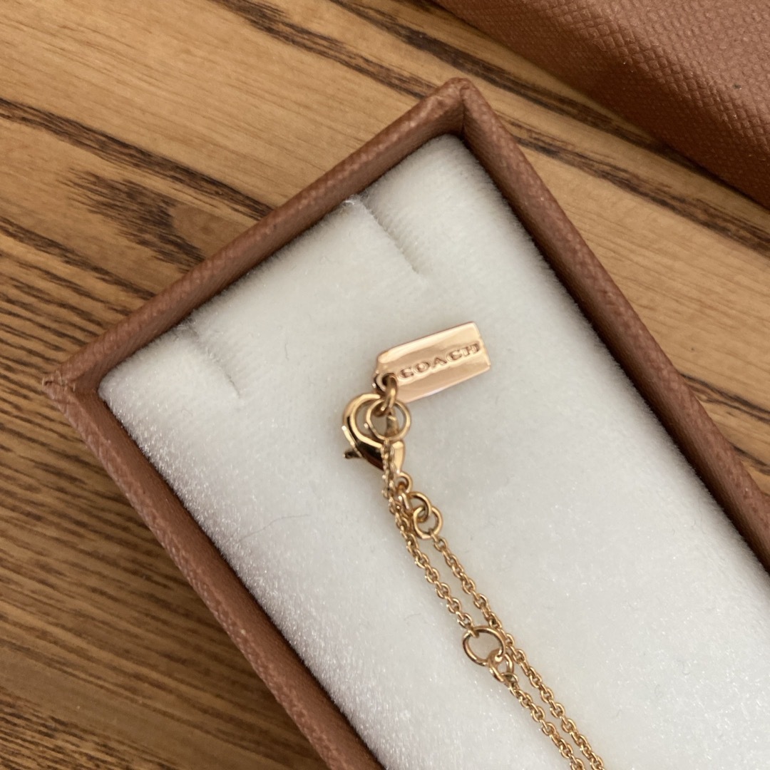 COACH(コーチ)の新品未使用！　coach ネックレス レディースのアクセサリー(ネックレス)の商品写真