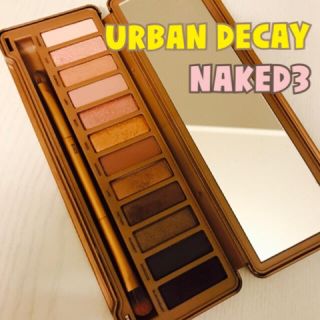 アーバンディケイ(Urban Decay)の美品URBAN DECAY★NAKED3(アイシャドウ)