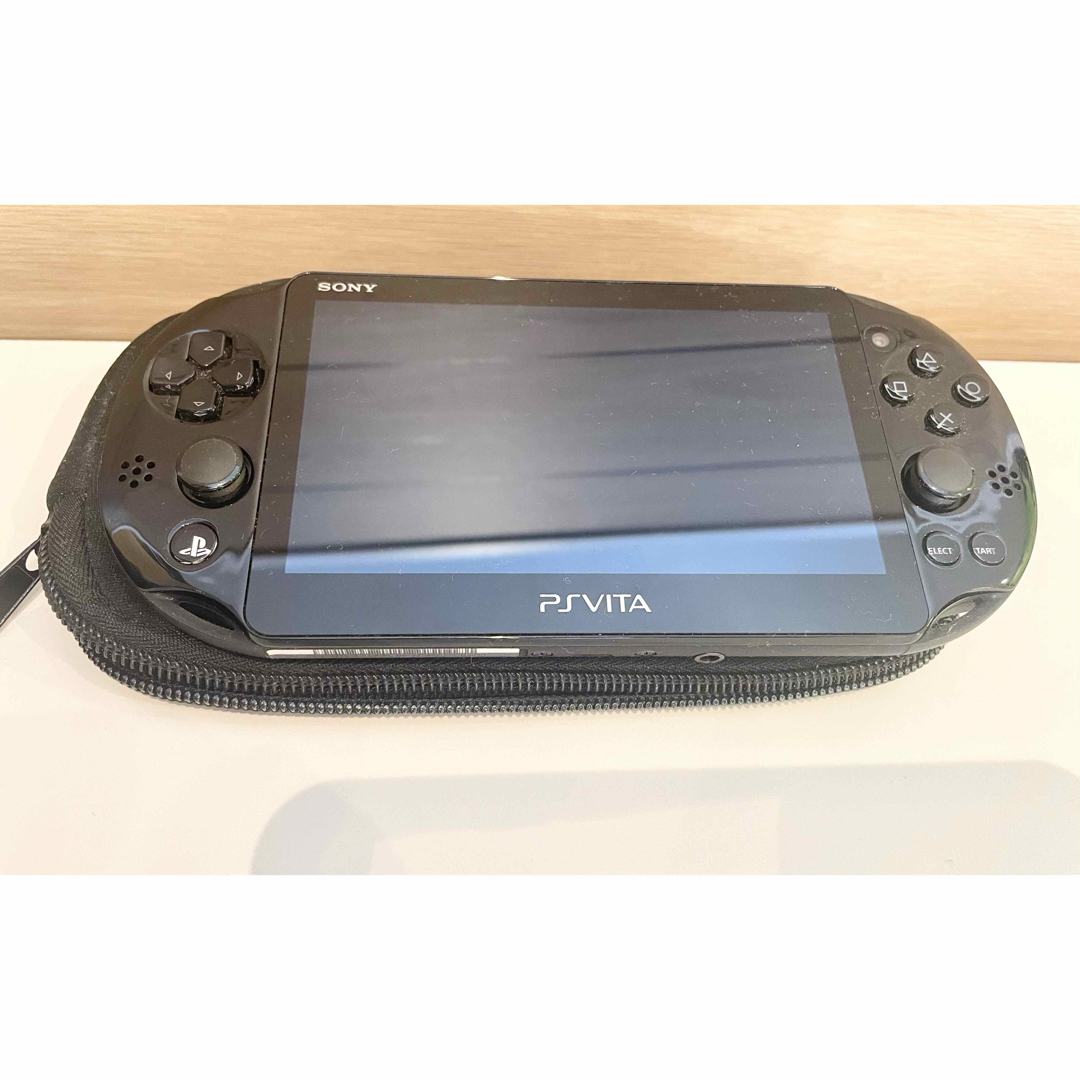 通販激安】 すぐ遊べる！おまけ付き！ps vita 本体 美品 ブラック 家庭