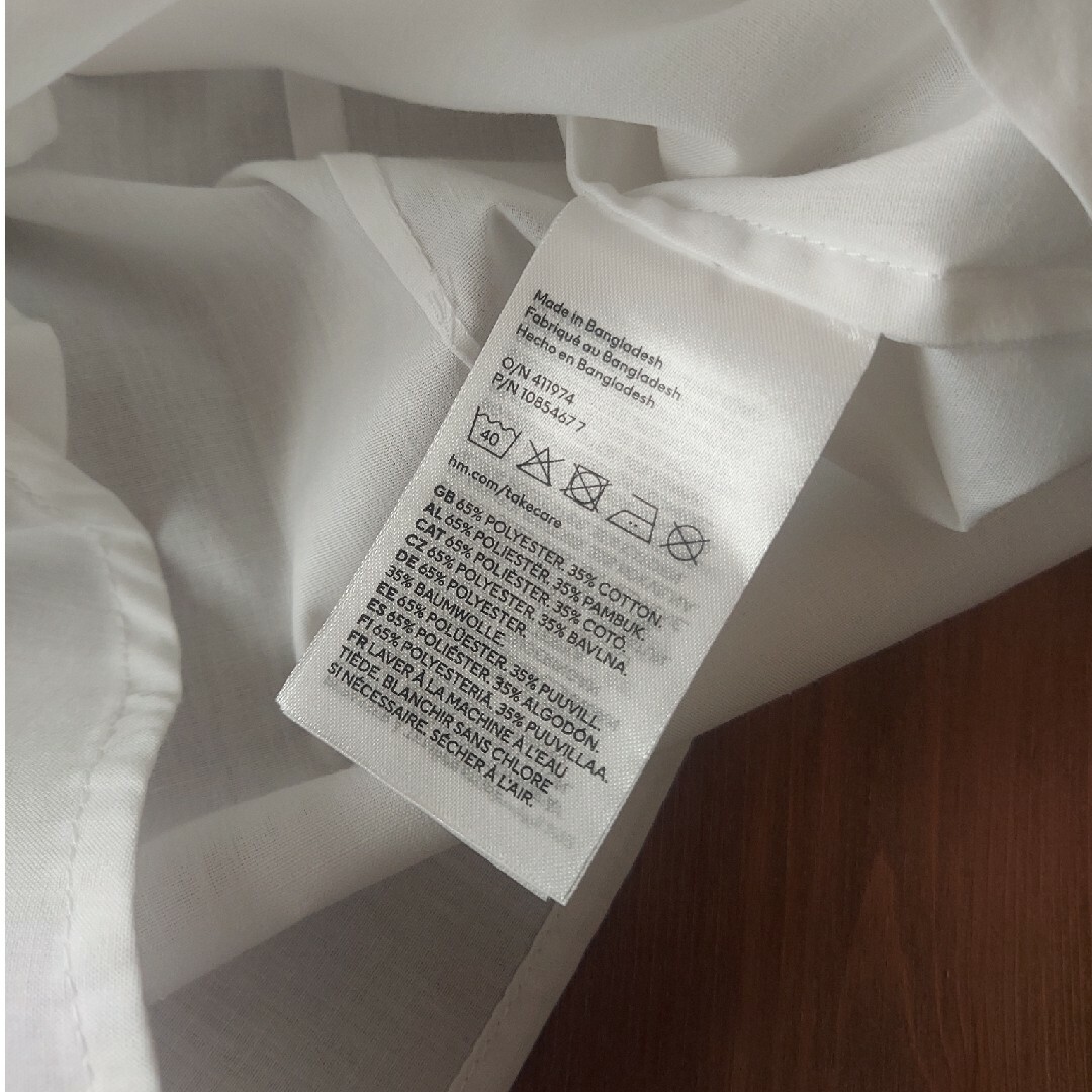 H&M(エイチアンドエム)の【新品120cm】ワイシャツ キッズ/ベビー/マタニティのキッズ服男の子用(90cm~)(ドレス/フォーマル)の商品写真