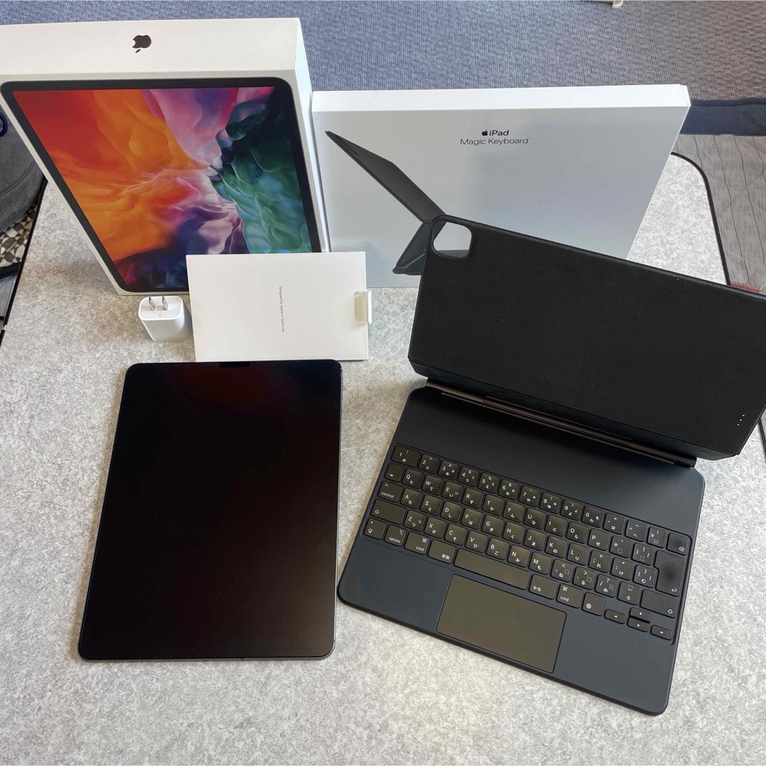 Apple - iPad Pro 512GB 12.9インチ+Magic Keyboardの通販 by よし