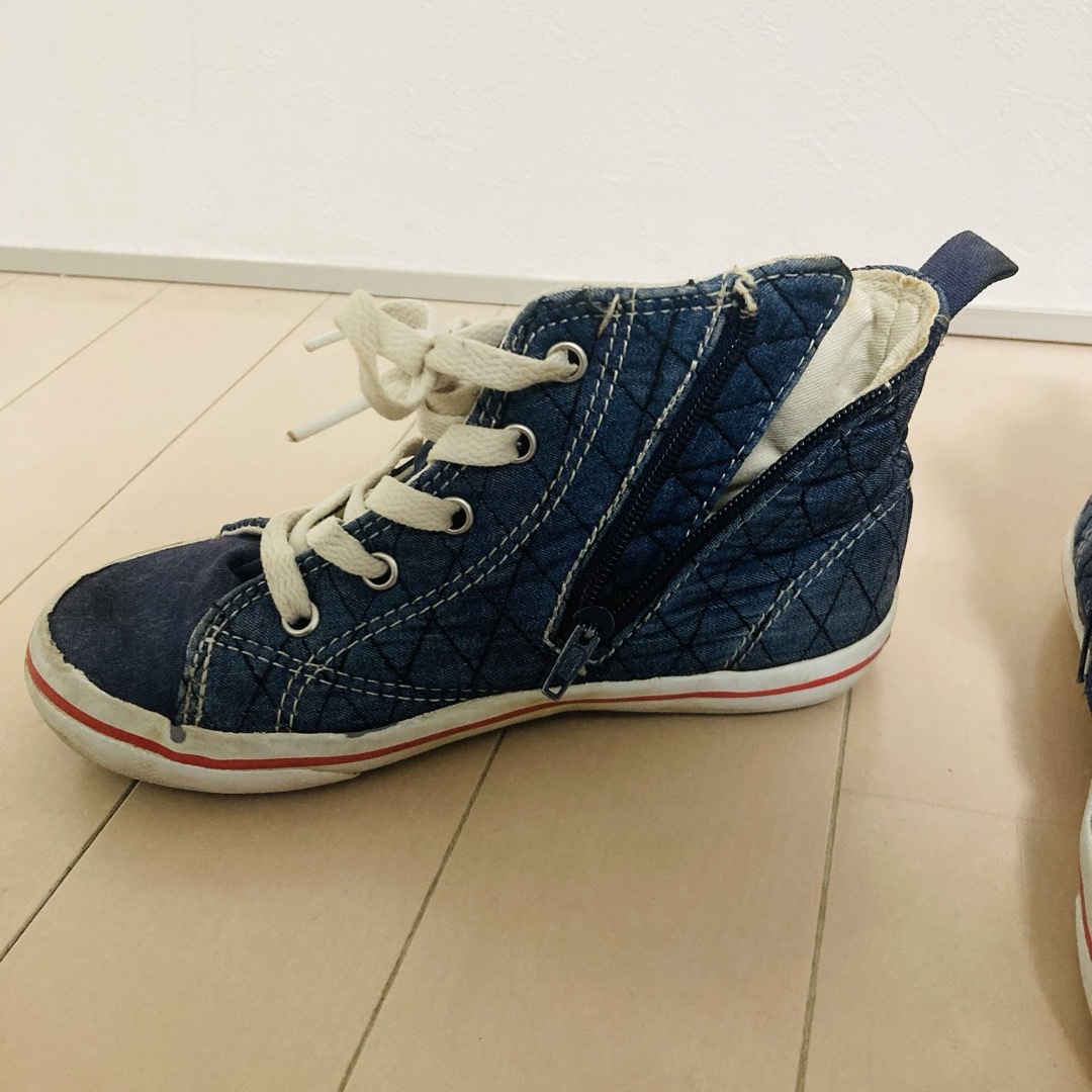 VANS(ヴァンズ)のvans キッズ キッズ/ベビー/マタニティのキッズ靴/シューズ(15cm~)(スリッポン)の商品写真