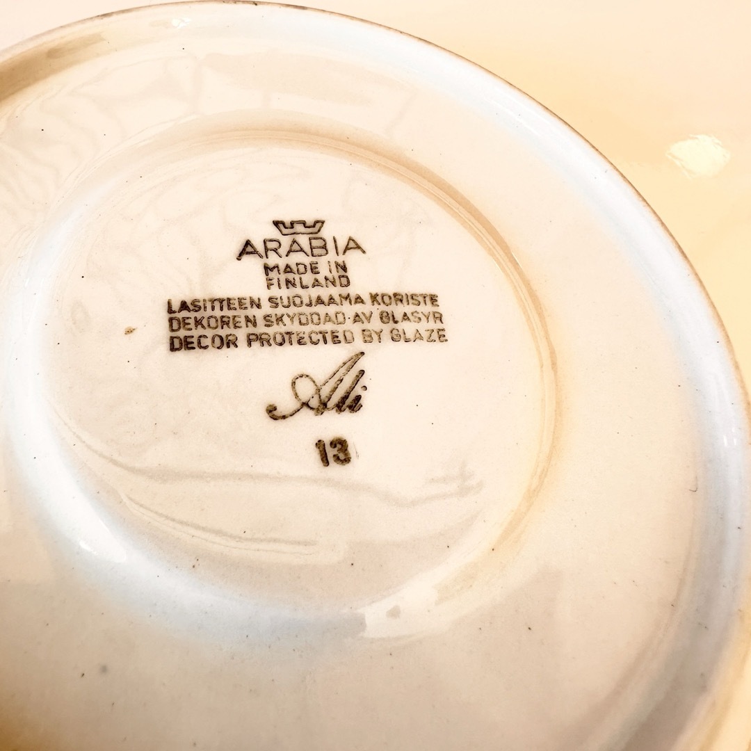 ARABIA(アラビア)の早い者勝ち　アラビアARABIA アリ　ALI  コーヒーカップ&ソーサー　北欧 インテリア/住まい/日用品のキッチン/食器(グラス/カップ)の商品写真