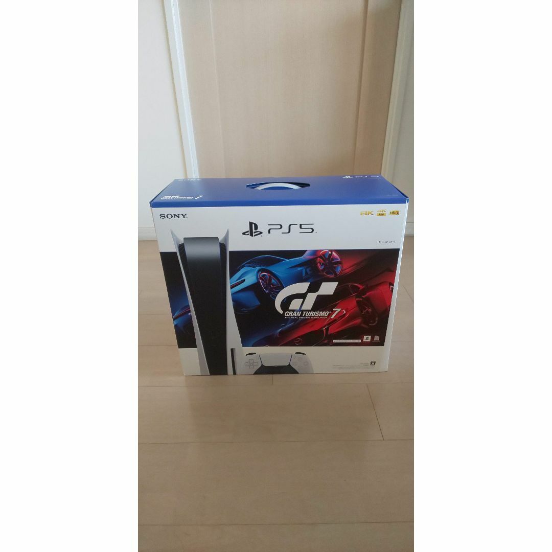 PlayStation(プレイステーション)のPlayStation5 “グランツーリスモ7” 同梱版 エンタメ/ホビーのゲームソフト/ゲーム機本体(家庭用ゲーム機本体)の商品写真