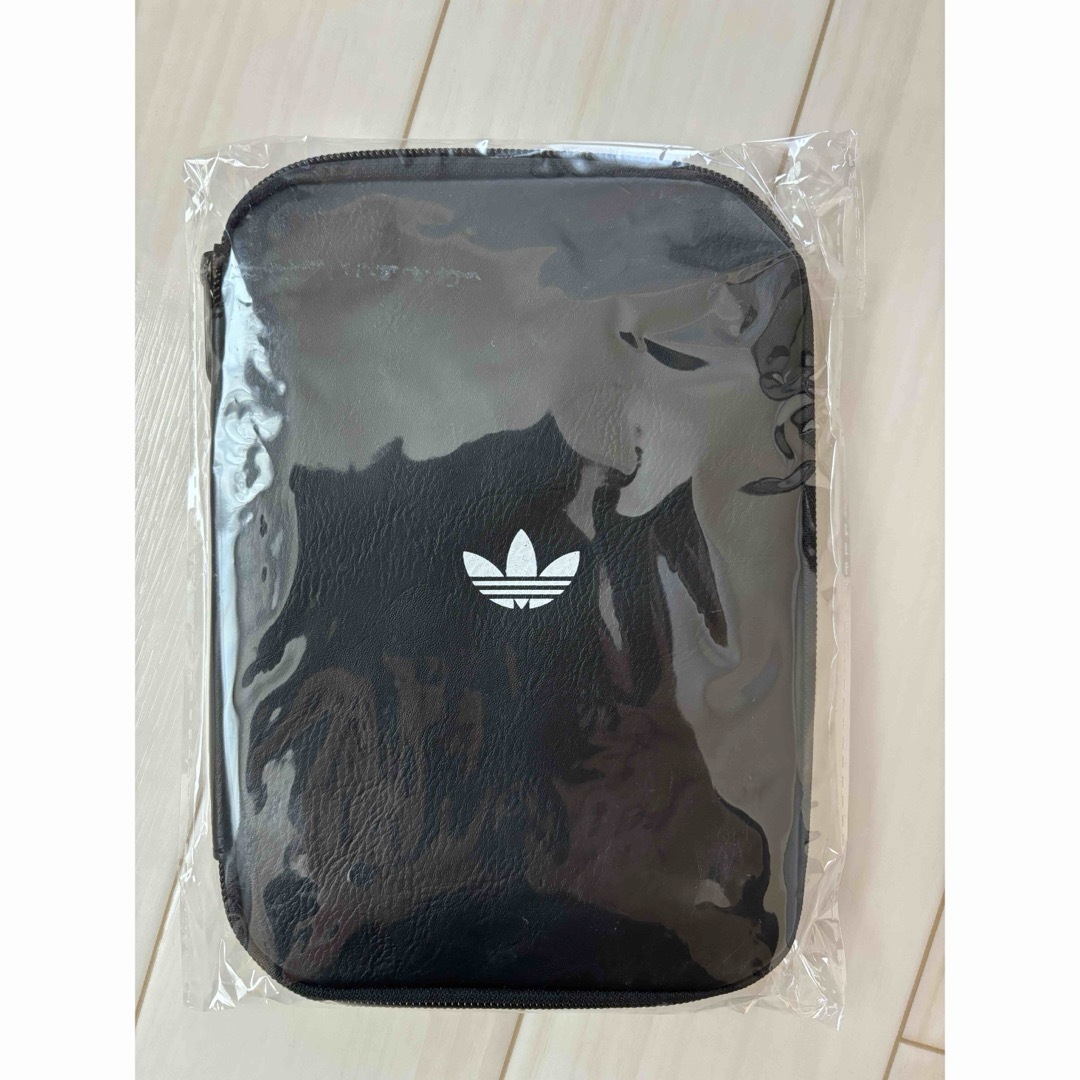 【新品 非売品】adidas トラベルセキュリティポーチ | フリマアプリ ラクマ