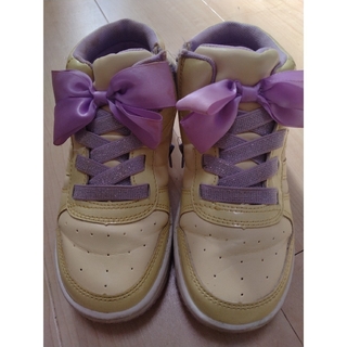 汚れ、破れあり) 21cm スニーカー 靴 ノーブランド 黄色 紫 リボン(スニーカー)