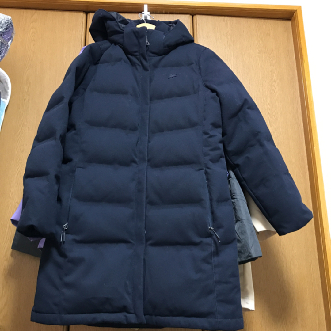 ダウンコートLacoste